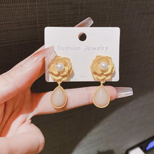 Load image into Gallery viewer, Sterling Silver Needle Rose Pearl Design Hong Kong Style Flower Stud Earrings